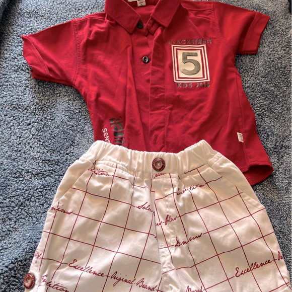 Red Shirt & White Shorts - Picture 1 of 3